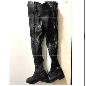 Men's Black Lace-Up Boots